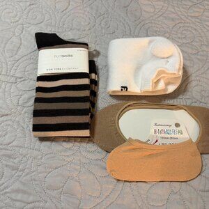 Sock Bundle Women Boot Socks (OS) 2 pairs of Peds -1 pair of Men Golf socks 9-11